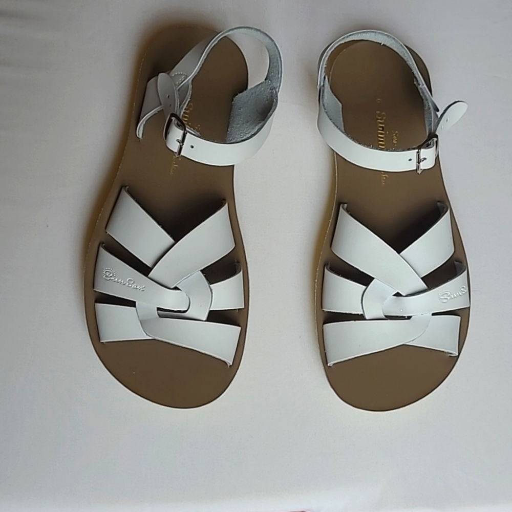 Sandalia size 6, white color